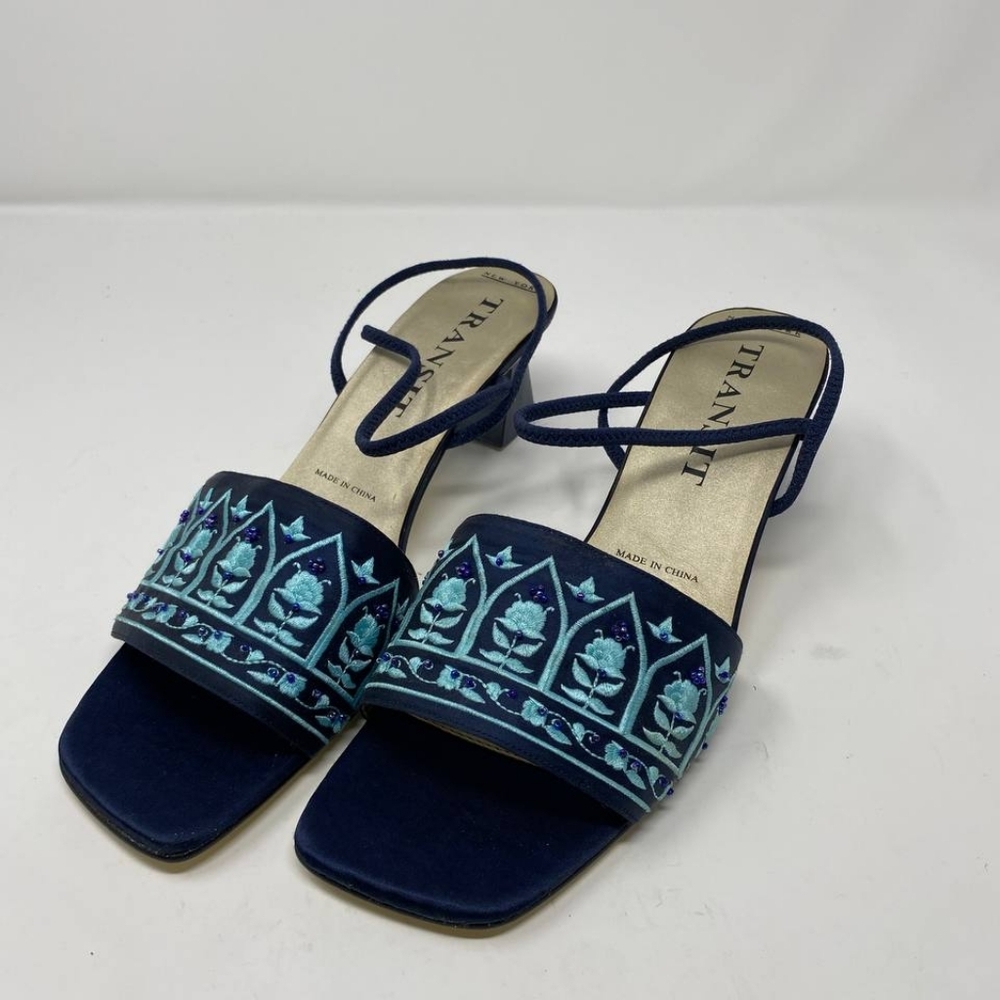 Vintage Blue Transit Women’s Size 11M Block Sandal W/ Embroidery Detail (MILDEW)